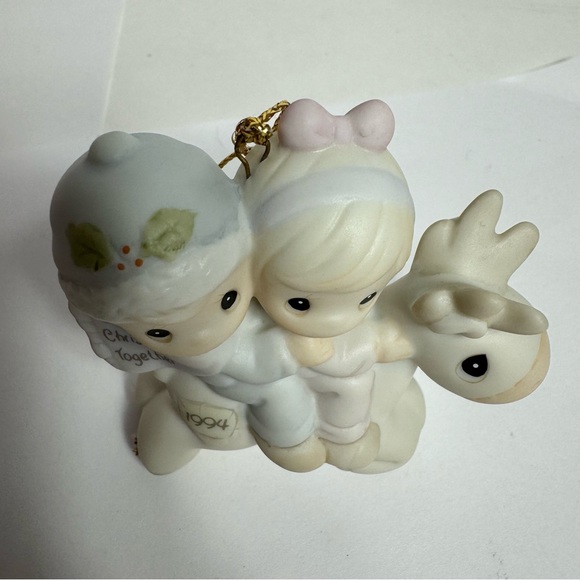 Vintage 1994 Enesco Precious Moments “Our 1st Christmas Together” ornament. - Picture 3 of 11